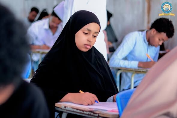 Xarunta dhexa ee Jaamacadda Plasma Waxaa maanta u soo idlaaday Imtixaanka dhexe (Mid-Term Exam) ee Semester-ka labaad sanad Waxbarasheedka 2025-2026.