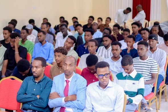 Munaasabadda Toddobaadka Jiheynta iyo Soo dhaweynta Ardayda Cusub ee Jaamacadda Plasma, Sanad Waxbarasheedka 2026/ 2027 ayaa lagu qabtay Xarunta dh...