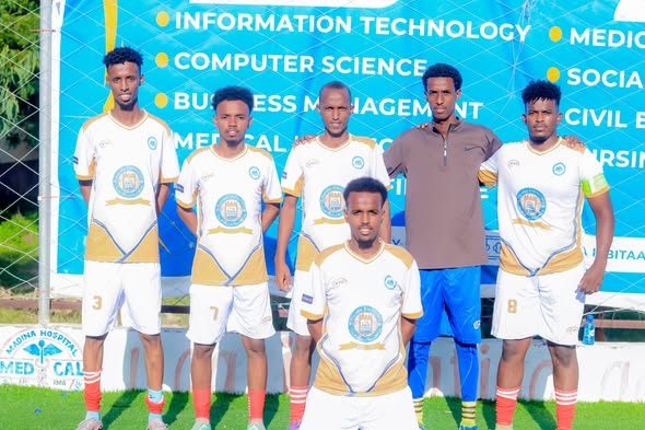 Kulan u dhaxeeyay Kulliyadaha Tartanka Kubadda Cagta Jaamacadda Plasma ayaa wada Ciyaaray kulliyadaha Information Technology iyo Business Managemen...