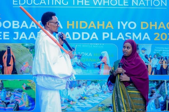 Munaasabadda isbuuca Hidaha iyo dhaqanka ayaa lagu qabtay Xarunta dhexe ee Jaamacadda Plasma.