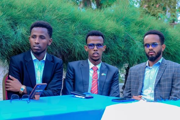 Xafladda Caleema-saarka Gudoonka Midowga Ardayda Jaamacadda Plasma ayaa lagu qabtay Xarunta dhexe ee Jaamacadda Plasma.