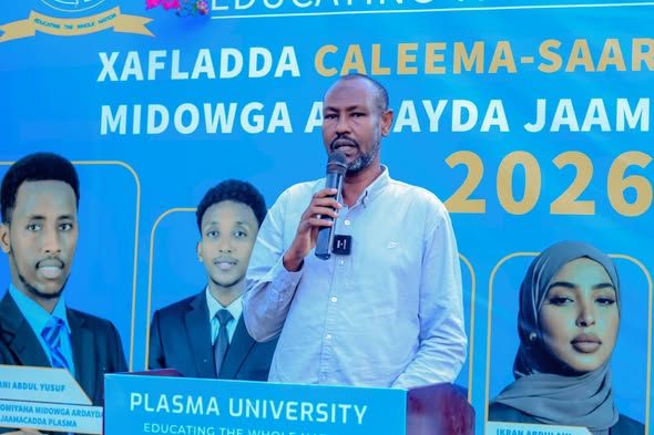 Xafladda Caleema-saarka Gudoonka Midowga Ardayda Jaamacadda Plasma ayaa lagu qabtay Xarunta dhexe ee Jaamacadda Plasma.