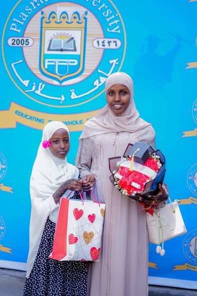 Maalintii 3aad Difaacashada Buuga Qalin_jebinta Dufcaddii 25aad ee Jaamacadda Plasma Xarunta dhexe ee Magaalada Muqdisho.