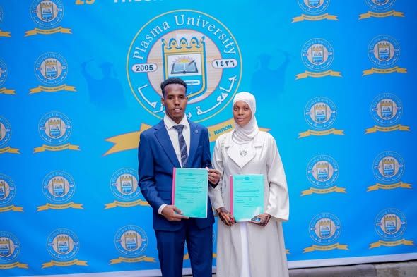 Maalintii 3aad Difaacashada Buuga Qalin_jebinta Dufcaddii 25aad ee Jaamacadda Plasma Xarunta dhexe ee Magaalada Muqdisho.