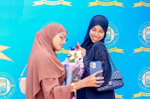 Difaacashada Buuga Qalin_Jebinta Dufcaddii 25aad ayaa lagu qabtay Xarunta dhexe ee Jaamacadda Plasma Magaalada Muqdisho.