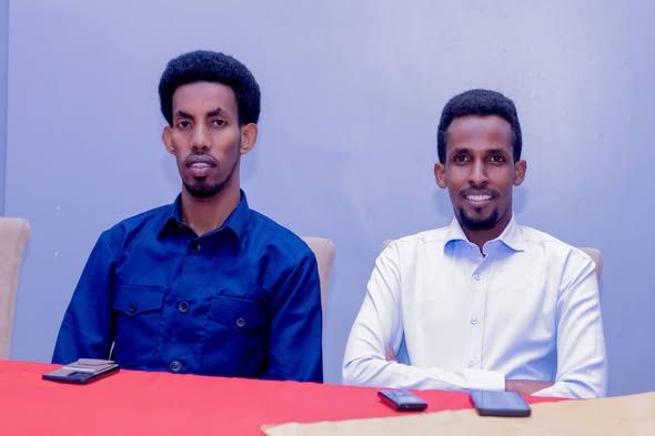 Maamulka Sare ee Jaamacadda Plasma ayaa Kulan Sagootin iyo dhiiragelin iskugu jirta u Sameeyay Ardayda Ka qalin-jebisay Kulliyadda Daraasaadka Sare...