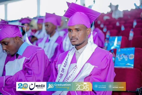 Qaybta 6aad Xafladda Qalinjebinta Dufcadda 16-aad ee Jaamacadda Plasma , 1078 Arday ayaa ka qalin-badalanaysa Kulliyadaha kala duwan ee Jaamacadda.