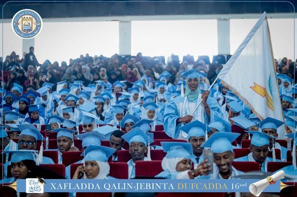 Qaybta 6aad Xafladda Qalinjebinta Dufcadda 16-aad ee Jaamacadda Plasma , 1078 Arday ayaa ka qalin-badalanaysa Kulliyadaha kala duwan ee Jaamacadda.