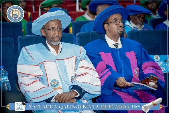 Qaybta 3aad Xafladda Qalinjebinta Dufcadda 16-aad ee Jaamacadda Plasma , 1078 Arday ayaa ka qalin-badalanaysa Kulliyadaha kala duwan ee Jaamacadda.