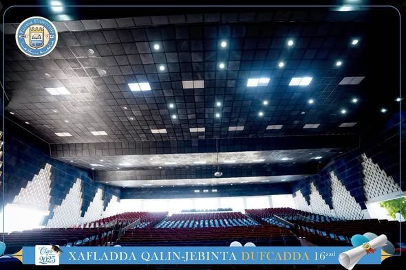 Qaybta 2aad Xafladda Qalinjebinta Dufcadda 16-aad ee Jaamacadda Plasma , 1060 Arday ayaa ka qalin-badalanaysa Kulliyadaha kala duwan ee Jaamacadda.