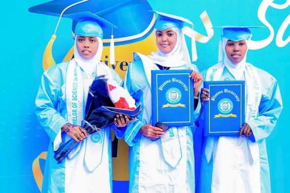Todobaadka Qalin-jebinta Dufcadda 16_aad ee Jaamacadda Plasma.