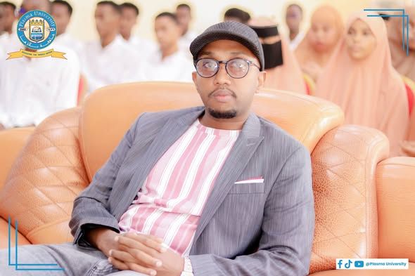 Maalinta_7aad ◇Waxaa si habsami leh u socda booqashada Ardayda Dugsiyada sare Form-4 ay ku imaanayaan Jaamacadda Plasma.