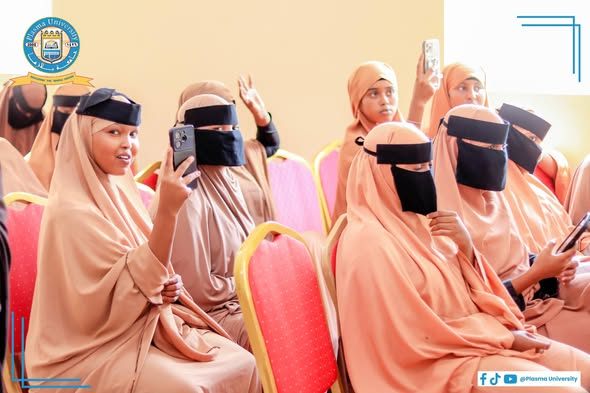 Qaybta 2aad ◇ Waxaa si habsami leh u socda booqashada Ardayda Dugsiyada sare Form-4 ay ku imaanayaan Jaamacadda Plasma.