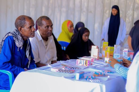 Ardayda Kulliyadda Culuumta Sheybaarka ee Jaamacadda Plasma ayaa adeeg Caafimaad lacag la'aan ah oo isugu jira baaritaan iyo daawo qaybin u sameeya...